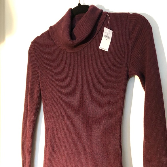 Gap ribbed turtleneck midi dress - Picture 4 of 11